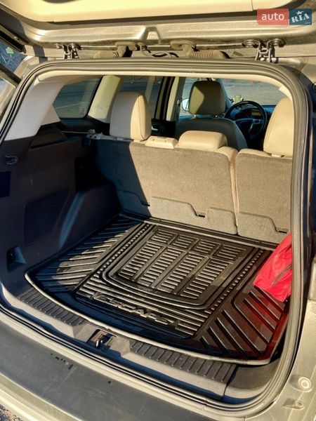 Внедорожник / Кроссовер Ford Escape 2014 в Киеве