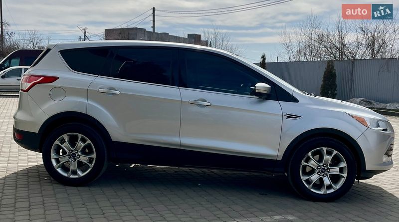 Позашляховик / Кросовер Ford Escape 2013 в Івано-Франківську