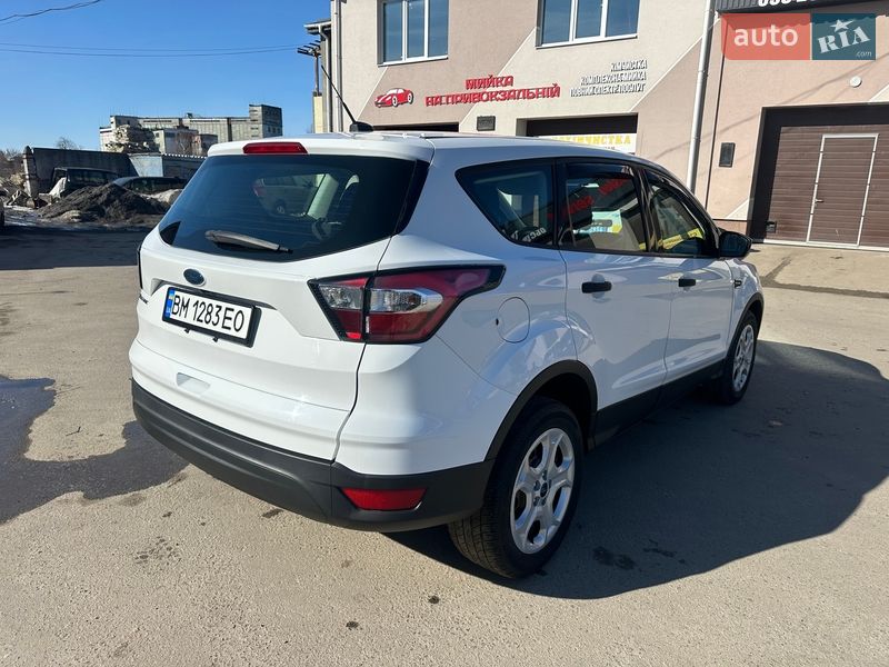 Внедорожник / Кроссовер Ford Escape 2017 в Сумах