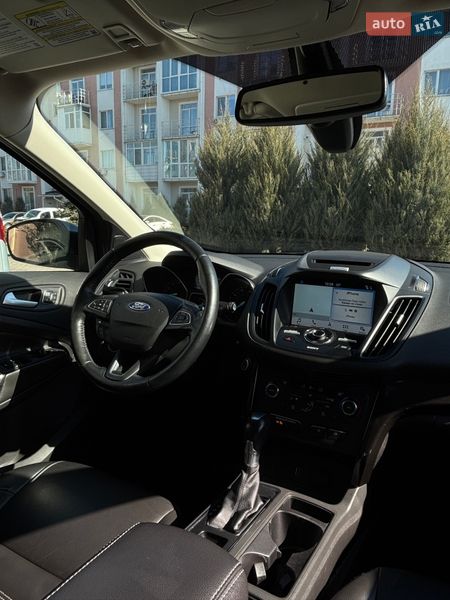 Внедорожник / Кроссовер Ford Escape 2016 в Белогородке