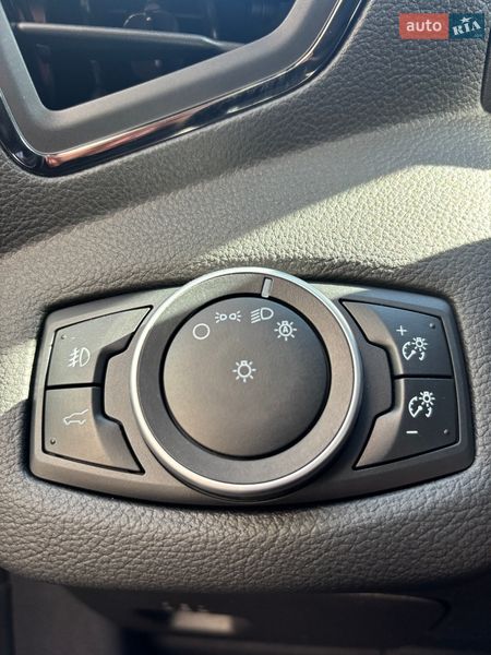 Внедорожник / Кроссовер Ford Escape 2016 в Белогородке