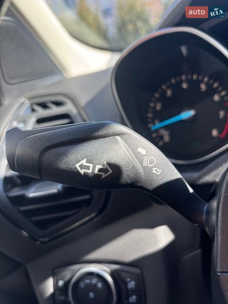 Внедорожник / Кроссовер Ford Escape 2016 в Белогородке