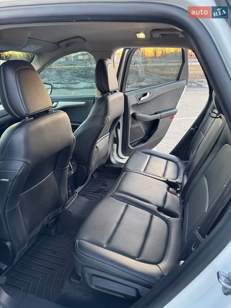 Внедорожник / Кроссовер Ford Escape 2019 в Вышгороде