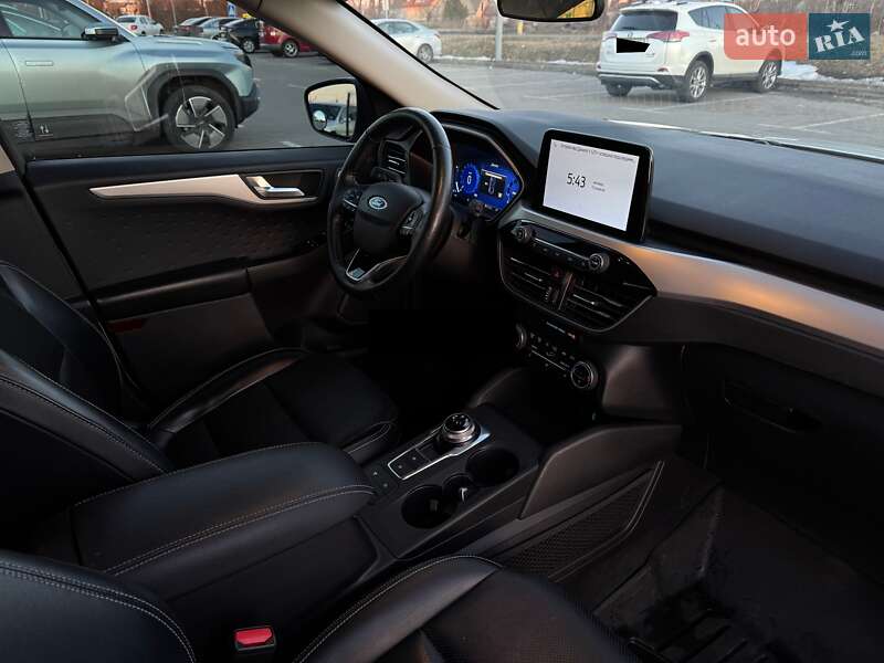 Внедорожник / Кроссовер Ford Escape 2019 в Вышгороде