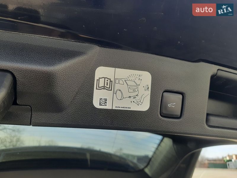 Позашляховик / Кросовер Ford Escape 2019 в Чернівцях