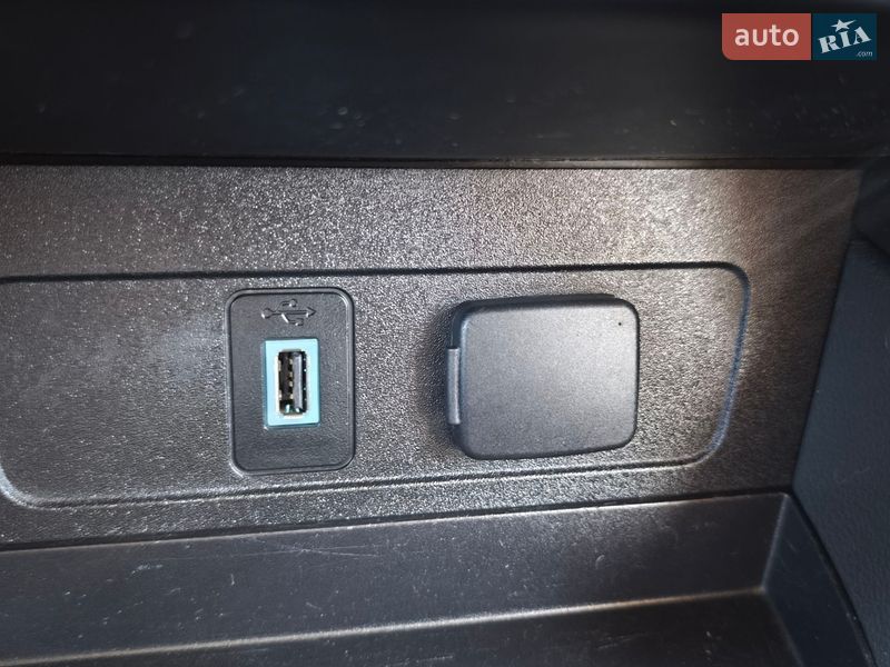 Позашляховик / Кросовер Ford Escape 2017 в Стрию фото 26 Позашляховик / Кросовер Ford Escape 2017 в Стрию