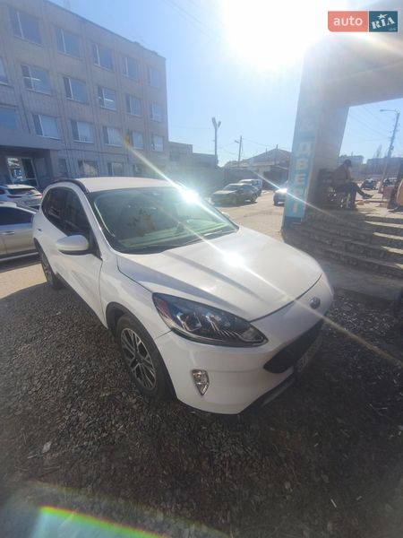 Внедорожник / Кроссовер Ford Escape 2020 в Кременчуге