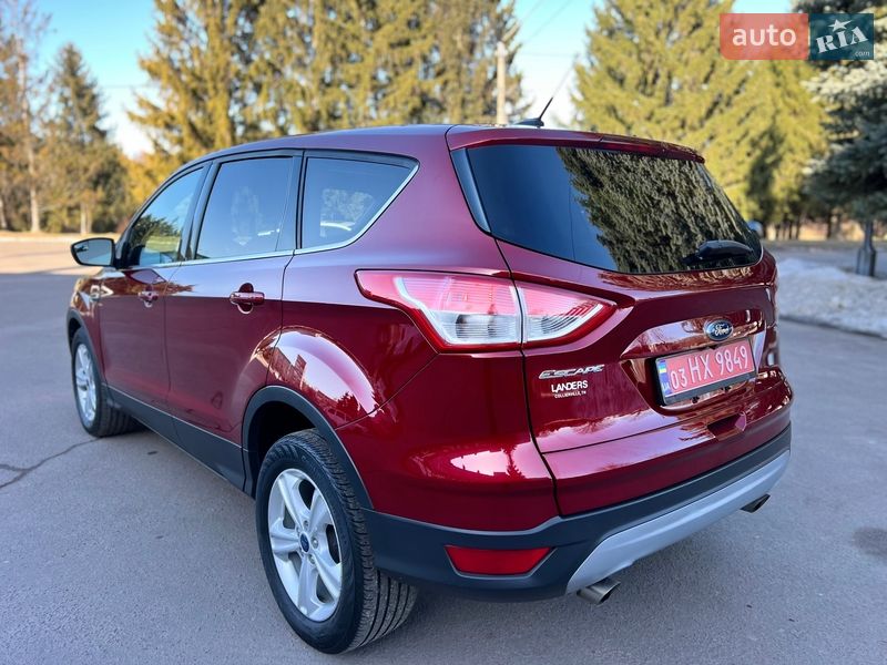 Позашляховик / Кросовер Ford Escape 2015 в Рівному