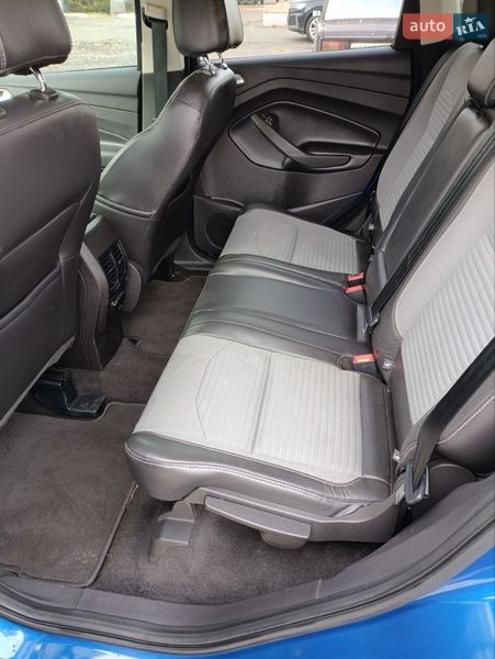 Внедорожник / Кроссовер Ford Escape 2016 в Харькове