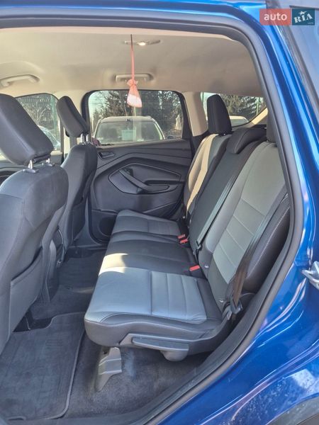 Внедорожник / Кроссовер Ford Escape 2017 в Сумах