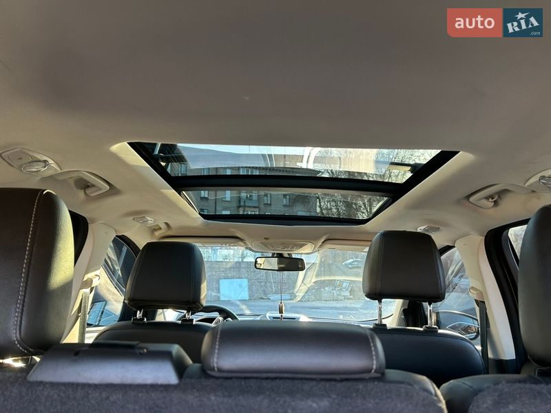 Внедорожник / Кроссовер Ford Escape 2013 в Каменском