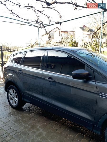 Внедорожник / Кроссовер Ford Escape 2017 в Виноградове