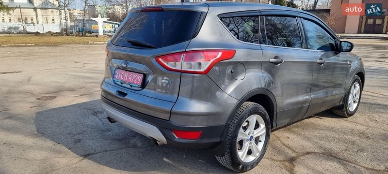 Внедорожник / Кроссовер Ford Escape 2014 в Черновцах