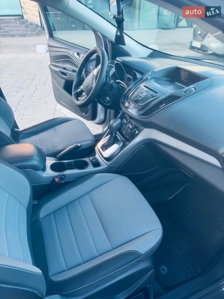 Внедорожник / Кроссовер Ford Escape 2014 в Хмельницком