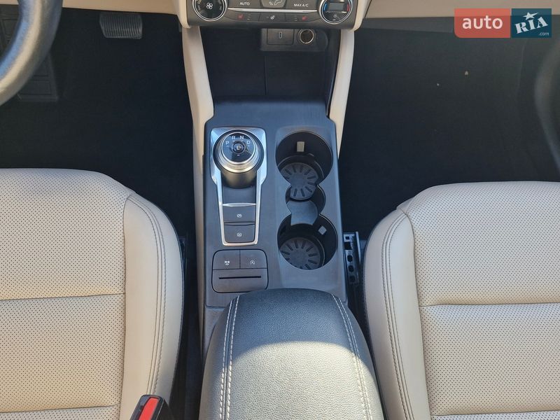 Внедорожник / Кроссовер Ford Escape 2019 в Киеве фото 13 Внедорожник / Кроссовер Ford Escape 2019 в Киеве