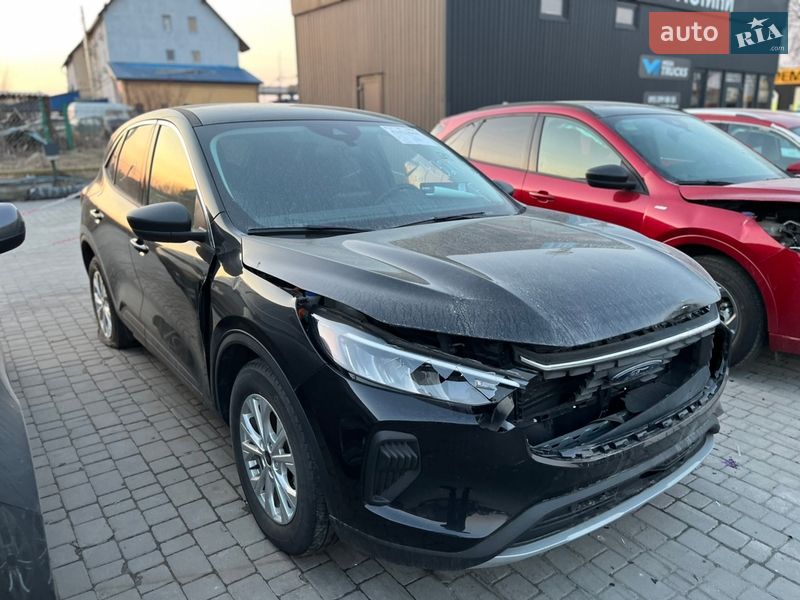 Внедорожник / Кроссовер Ford Escape 2023 в Львове