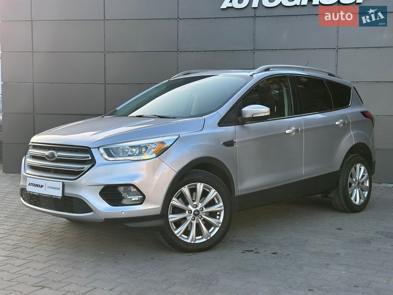 Позашляховик / Кросовер Ford Escape 2017 в Одесі