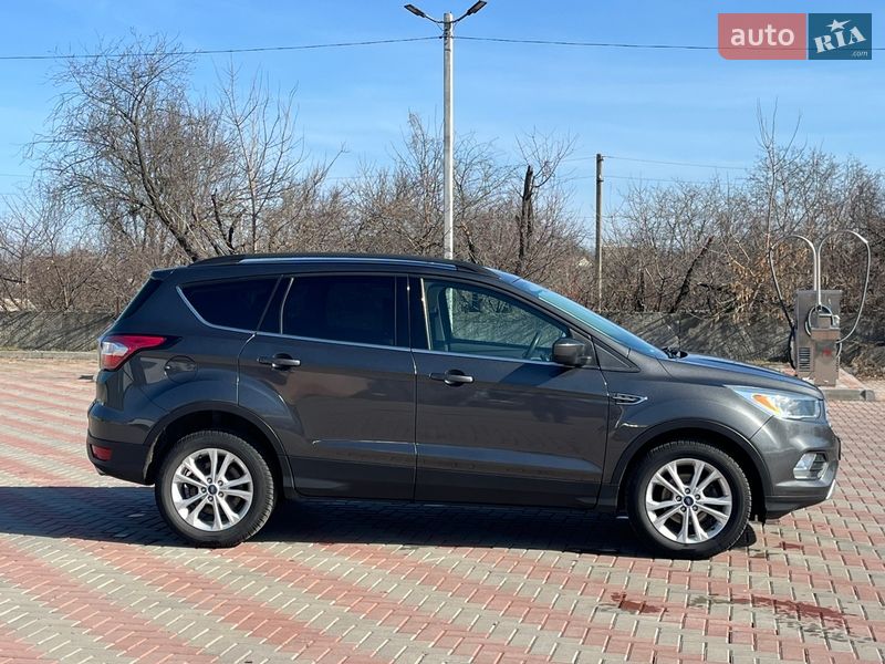 Внедорожник / Кроссовер Ford Escape 2018 в Белой Церкви