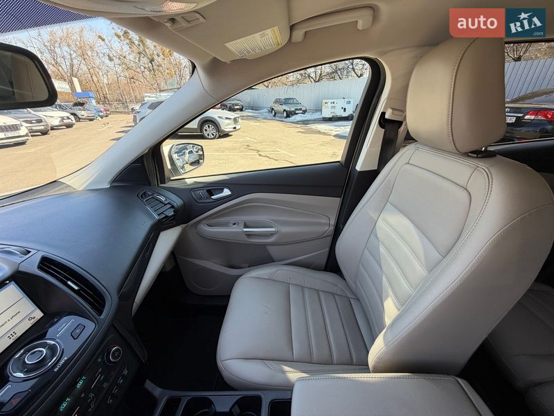Внедорожник / Кроссовер Ford Escape 2019 в Киеве