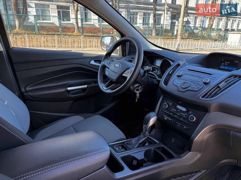 Внедорожник / Кроссовер Ford Escape 2018 в Киеве фото 34 Внедорожник / Кроссовер Ford Escape 2018 в Киеве