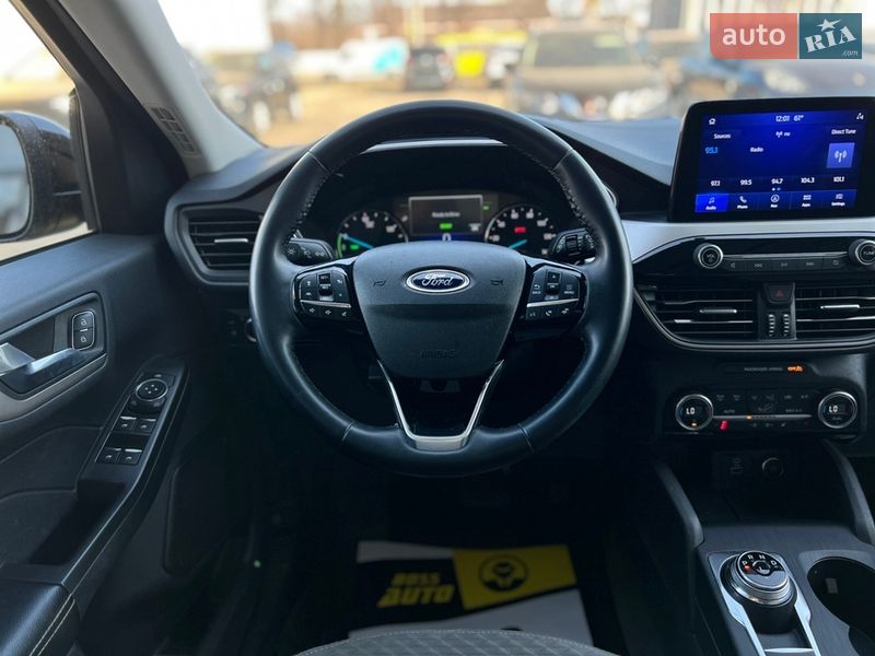 Внедорожник / Кроссовер Ford Escape 2021 в Ивано-Франковске