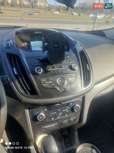 Внедорожник / Кроссовер Ford Escape 2017 в Львове