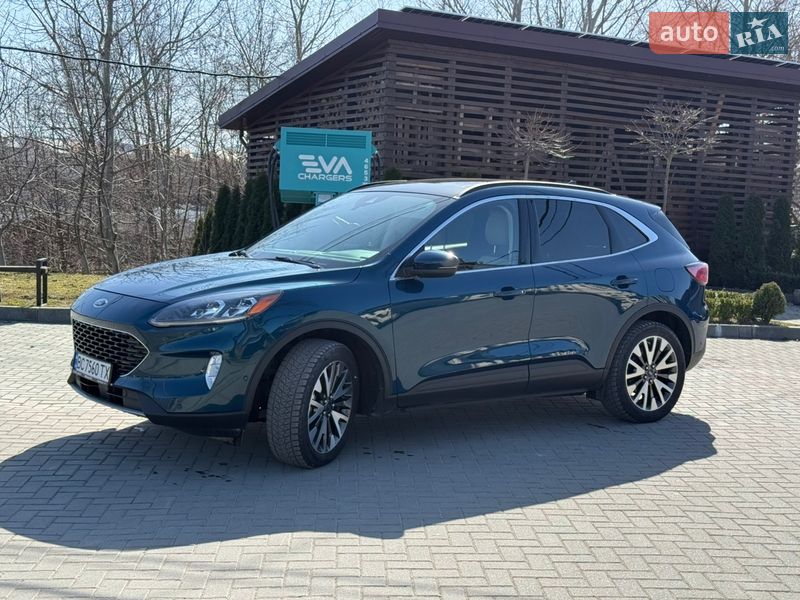 Внедорожник / Кроссовер Ford Escape 2020 в Золочеве