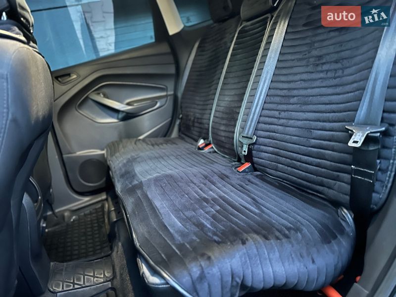 Внедорожник / Кроссовер Ford Escape 2019 в Тернополе