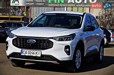 Позашляховик / Кросовер Ford Escape 2023 в Черкасах