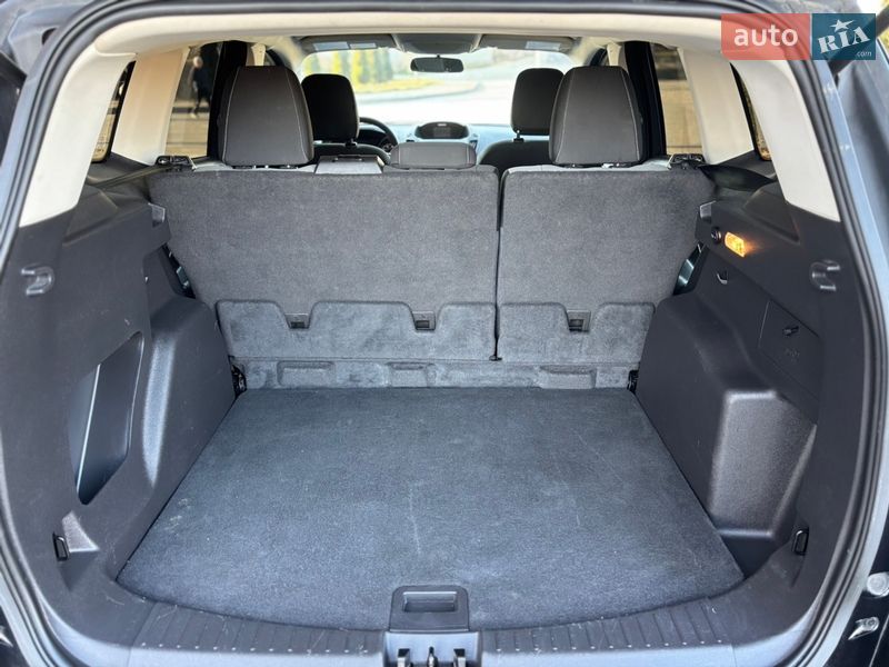 Внедорожник / Кроссовер Ford Escape 2017 в Ивано-Франковске