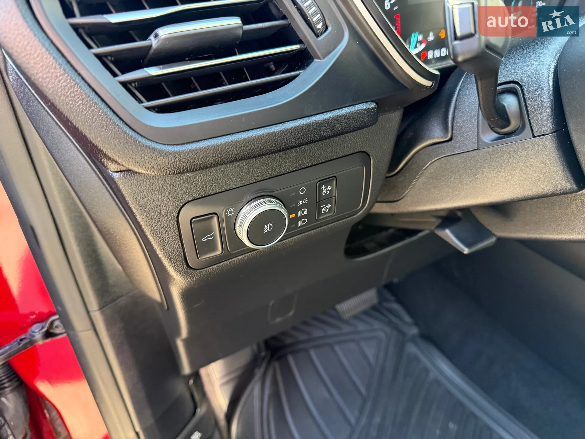 2020 Ford Escape - мініатюра 28