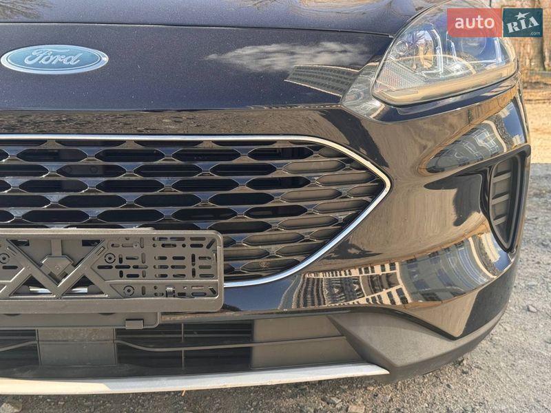Внедорожник / Кроссовер Ford Escape 2019 в Киеве