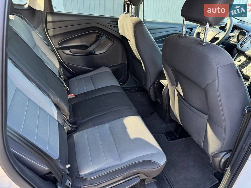 Позашляховик / Кросовер Ford Escape 2019 в Дніпрі