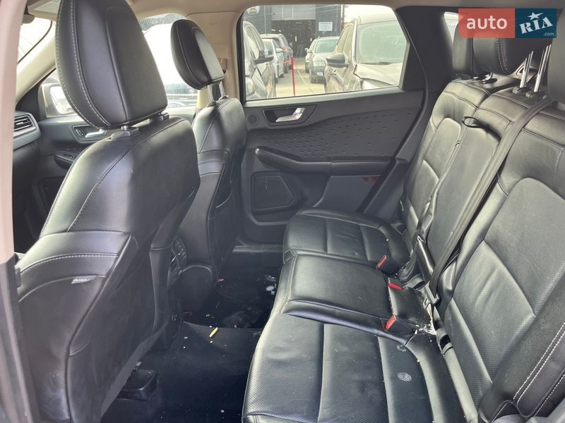 Позашляховик / Кросовер Ford Escape 2020 в Львові