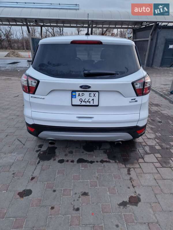 Внедорожник / Кроссовер Ford Escape 2016 в Запорожье фото 10 Внедорожник / Кроссовер Ford Escape 2016 в Запорожье