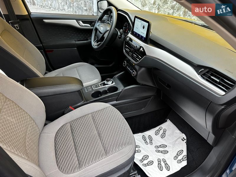 Позашляховик / Кросовер Ford Escape 2020 в Дрогобичі