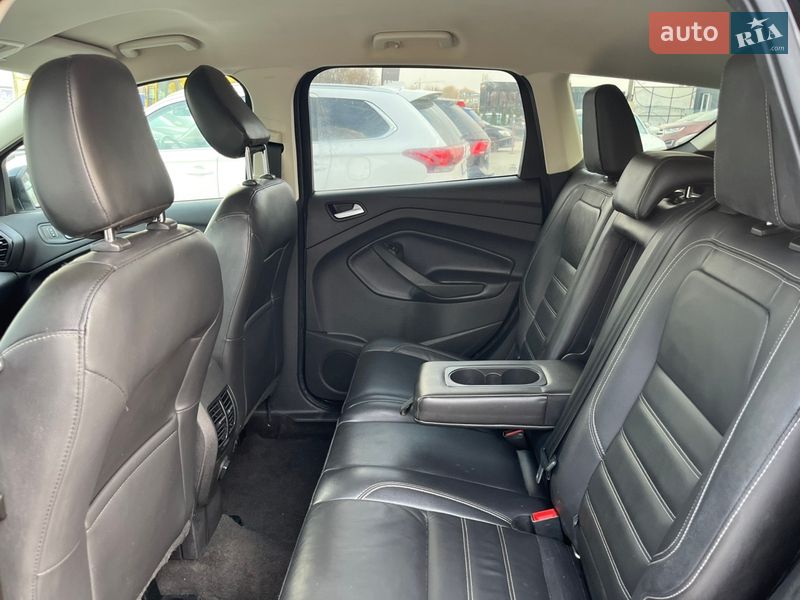 Внедорожник / Кроссовер Ford Escape 2018 в Львове