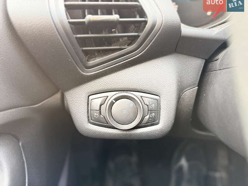 Внедорожник / Кроссовер Ford Escape 2016 в Львове