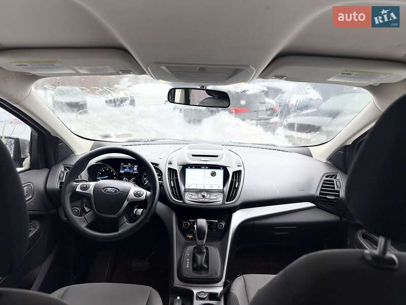 Внедорожник / Кроссовер Ford Escape 2016 в Львове
