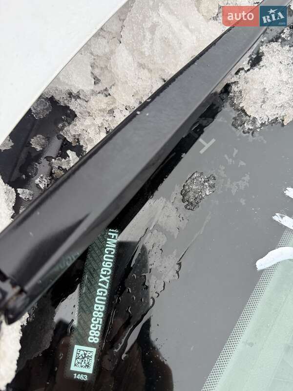 Внедорожник / Кроссовер Ford Escape 2016 в Львове