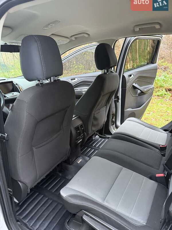 Позашляховик / Кросовер Ford Escape 2014 в Олександрії