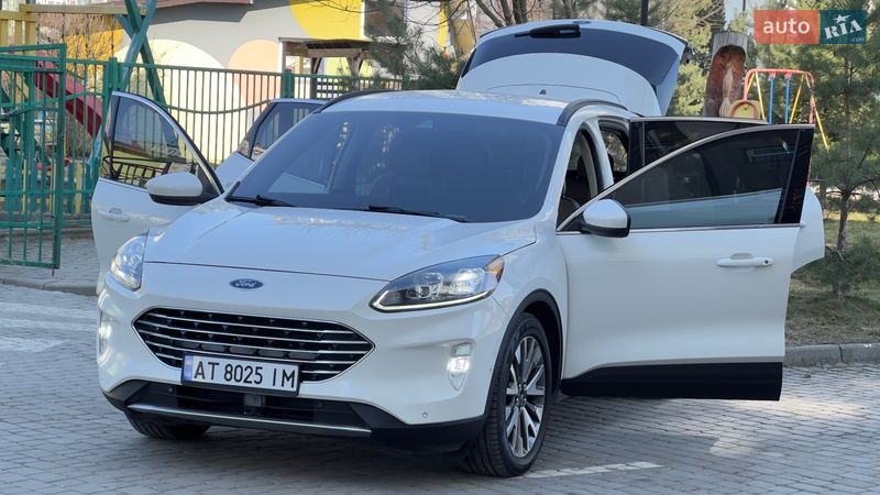Внедорожник / Кроссовер Ford Escape 2021 в Ивано-Франковске
