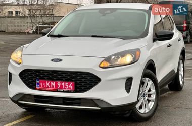 Позашляховик / Кросовер Ford Escape 2021 в Горішніх Плавнях