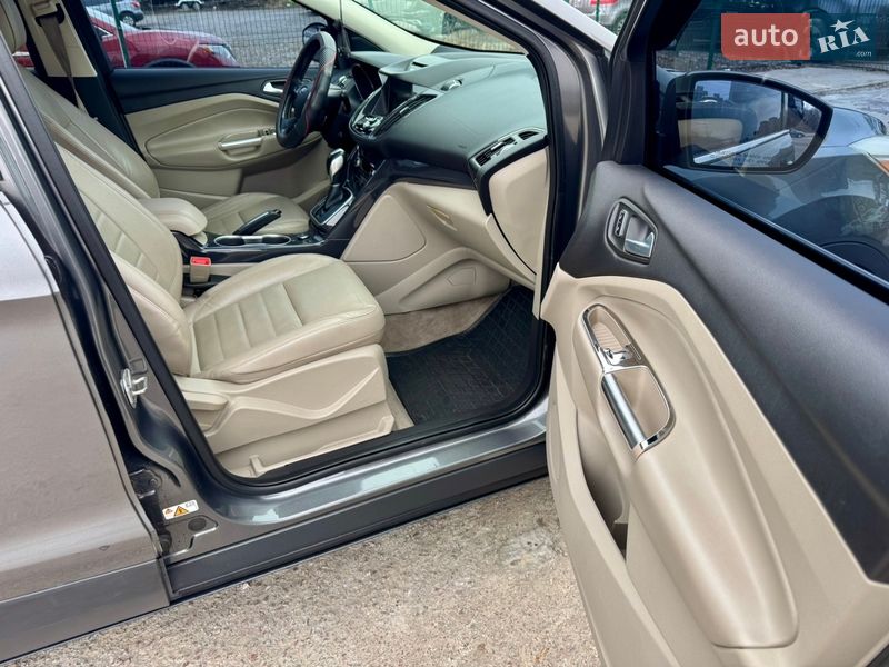 Внедорожник / Кроссовер Ford Escape 2013 в Киеве