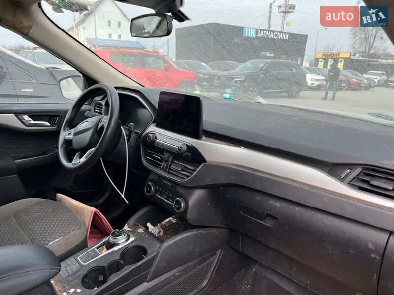 Позашляховик / Кросовер Ford Escape 2019 в Львові