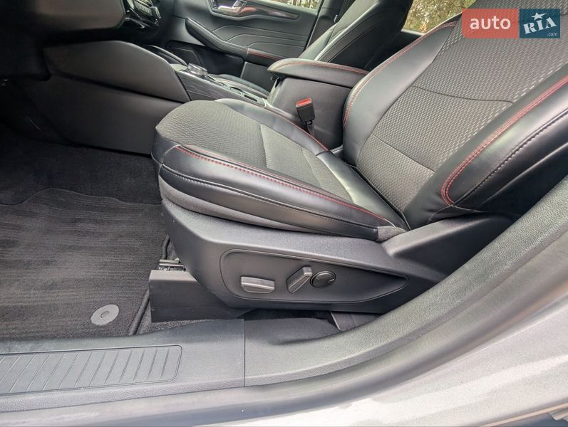 Внедорожник / Кроссовер Ford Escape 2024 в Борисполе