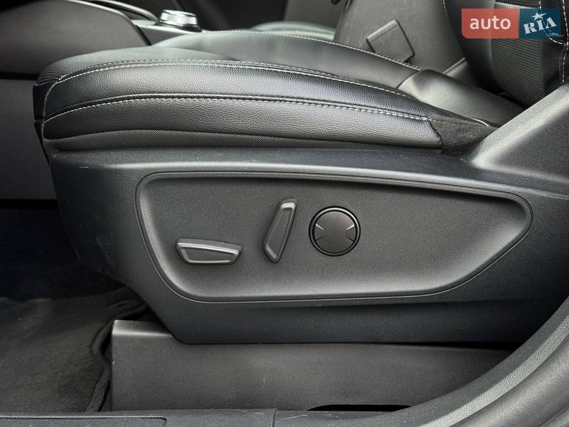 Внедорожник / Кроссовер Ford Escape 2021 в Ровно