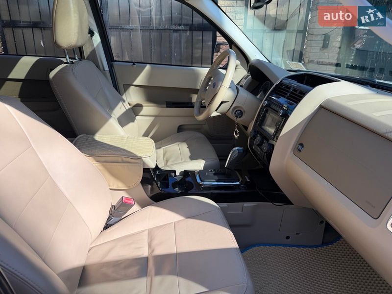 Внедорожник / Кроссовер Ford Escape 2012 в Киеве