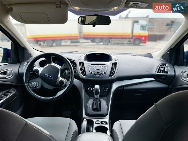 Позашляховик / Кросовер Ford Escape 2015 в Запоріжжі