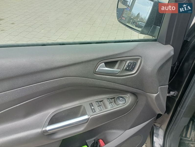 Позашляховик / Кросовер Ford Escape 2013 в Долині